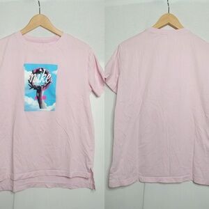 Nike Doesn't‎ Settle Female Graphic Tee Light Pink Short Sleeve Medium M CU1104